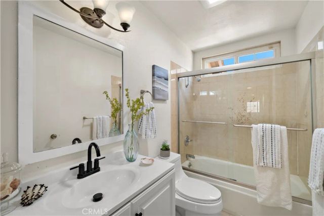 104 S Carousel Street, Anaheim, CA 92806