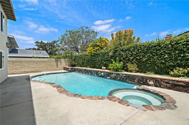 104 S Carousel Street, Anaheim, CA 92806
