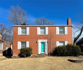 8409 Knollwood Drive, Normandy, MO 63121