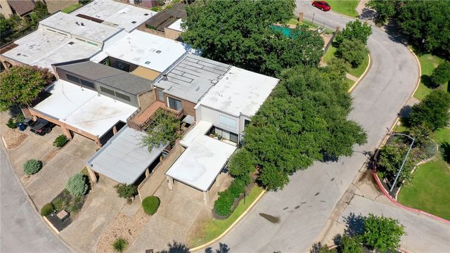 1518 Wolf Run, College Station, TX 77840