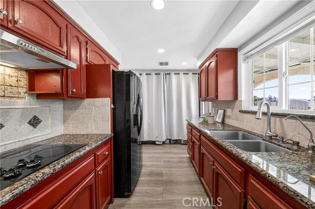 1041 Derry Street, La Habra, CA 90631