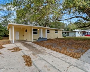 4105 KATANGA Drive N, Jacksonville, FL 32209