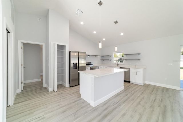 14417 SW 20TH PLACE, Ocala, FL 34481