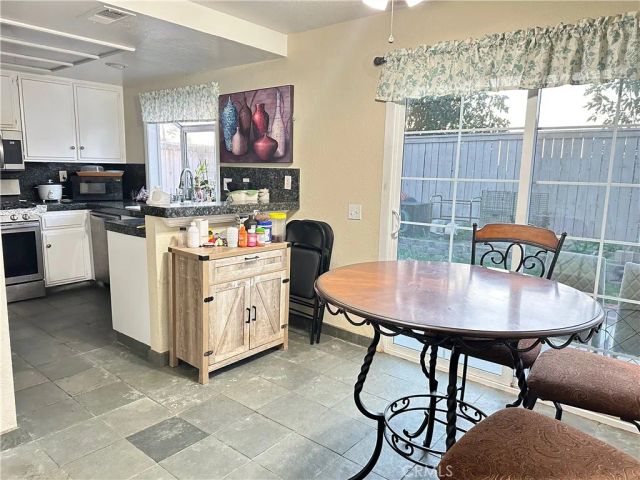 21511 Kinsale, Lake Forest, CA 92630