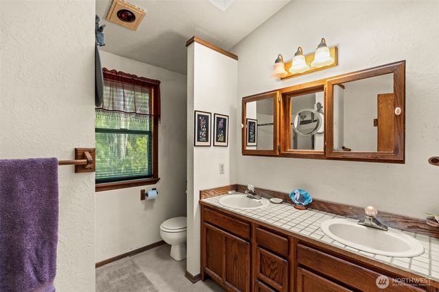 8115 Berry Ridge Lane NW, Silverdale, WA 98383