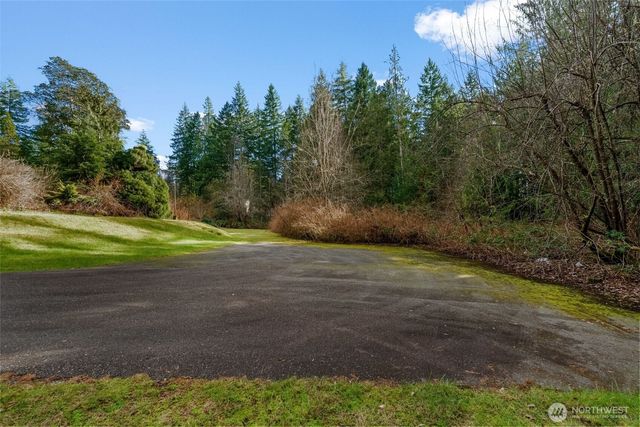 8115 Berry Ridge Lane NW, Silverdale, WA 98383