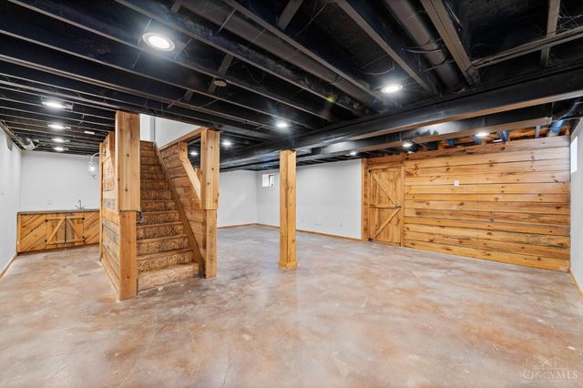 6441 Euclid Avenue, Madeira, OH 45243