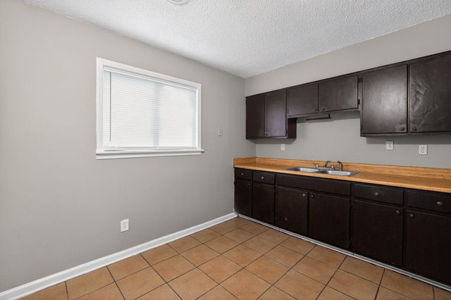 4736 APPLESTONE ST, Memphis, TN 38109