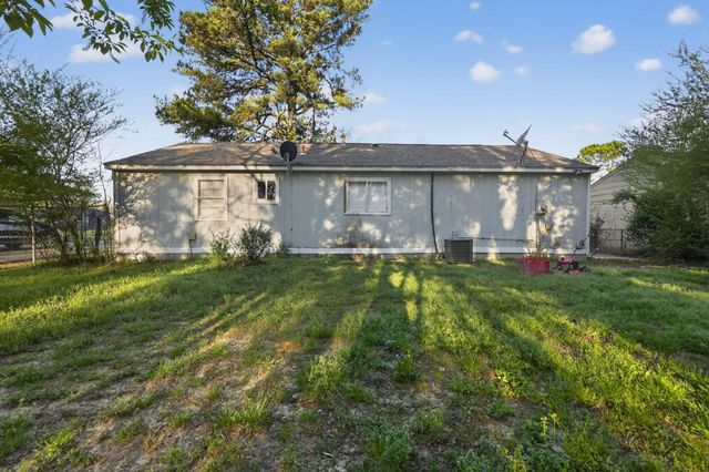 4736 APPLESTONE ST, Memphis, TN 38109