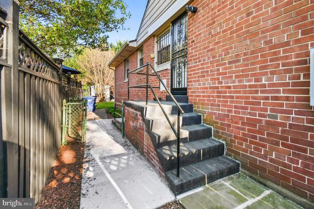 6617 13TH PL NW, Washington, DC 20012