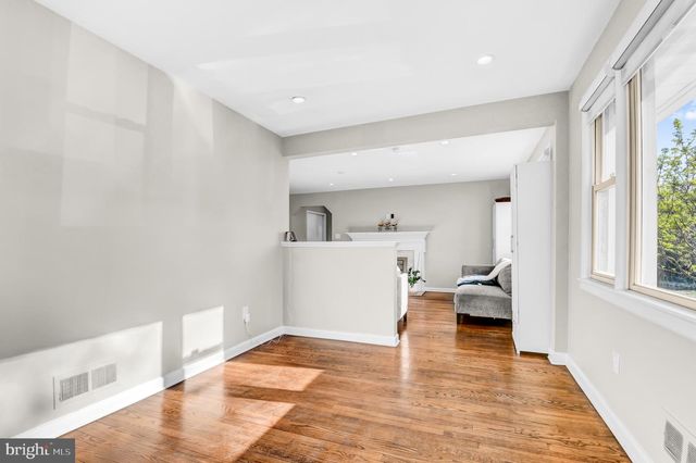 6617 13TH PL NW, Washington, DC 20012