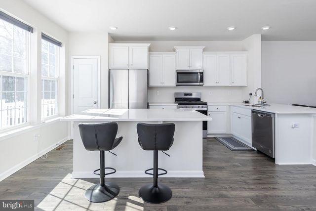 18 FOUNDRY BLVD, Mount Holly, NJ 08060