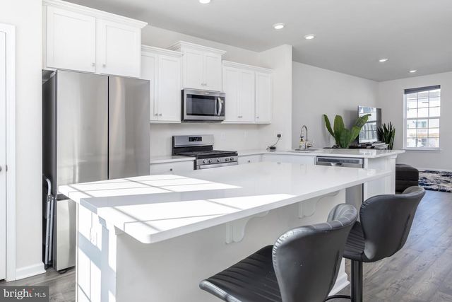 18 FOUNDRY BLVD, Mount Holly, NJ 08060