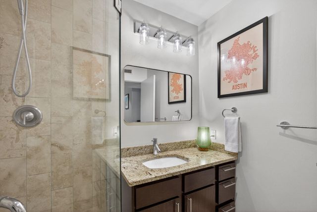 904 West Ave 114, Austin, TX 78701