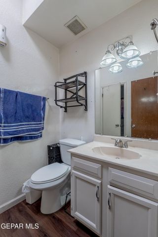 1576 DICK MAYERS Drive, El Paso, TX 79936