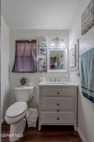 1576 DICK MAYERS Drive, El Paso, TX 79936