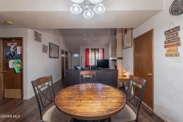 1576 DICK MAYERS Drive, El Paso, TX 79936