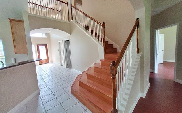 2707 Sun Beam Court, Pearland, TX 77584
