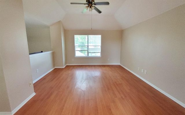 2707 Sun Beam Court, Pearland, TX 77584