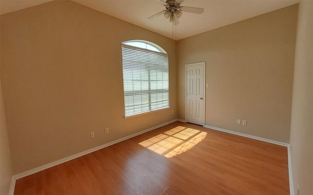 2707 Sun Beam Court, Pearland, TX 77584