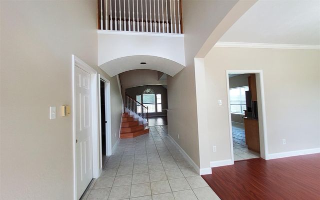 2707 Sun Beam Court, Pearland, TX 77584