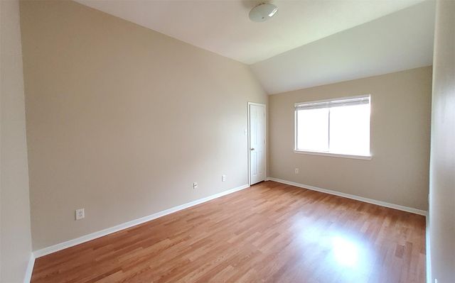 2707 Sun Beam Court, Pearland, TX 77584