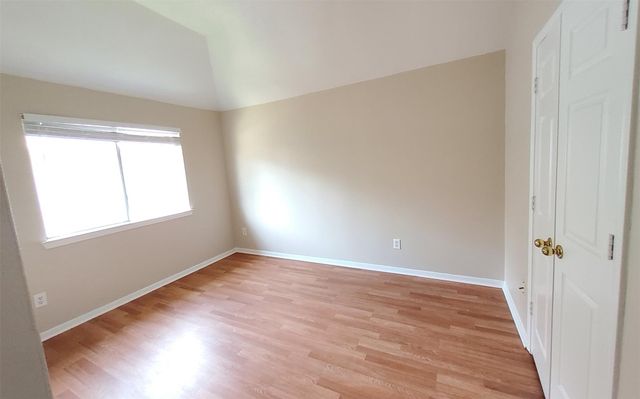 2707 Sun Beam Court, Pearland, TX 77584