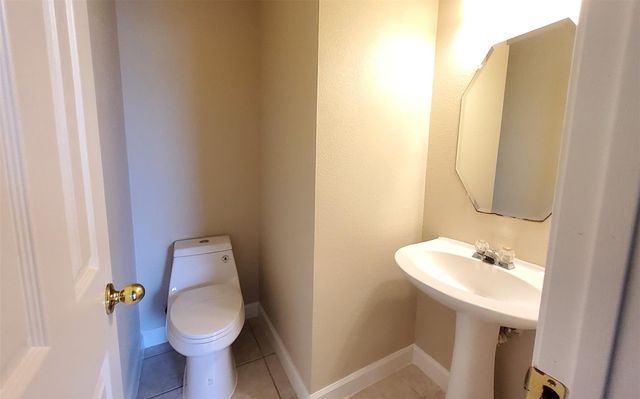 2707 Sun Beam Court, Pearland, TX 77584