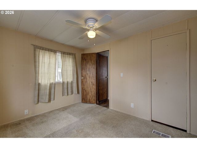 15509 Se MILL PLAIN Blvd 31, Vancouver, WA 98684