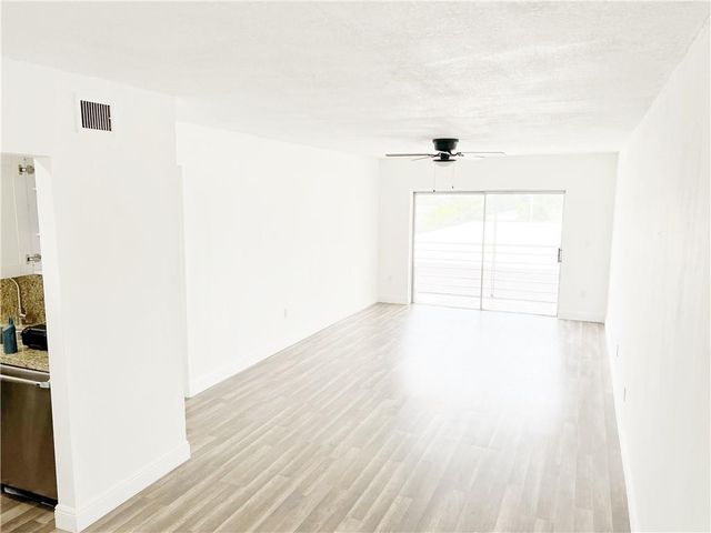 3710 NW 21st Street 408, Lauderdale Lakes, FL 33311