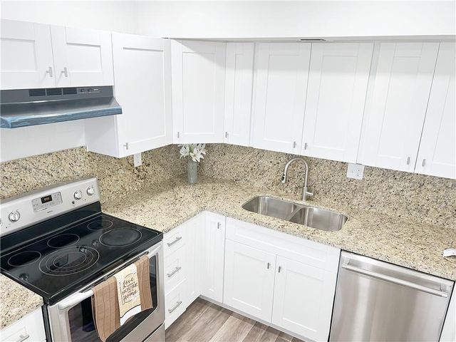 3710 NW 21st Street 408, Lauderdale Lakes, FL 33311