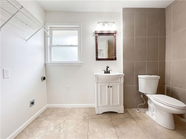 1325 Hidden Circle Drive, Sugar Hill, GA 30518