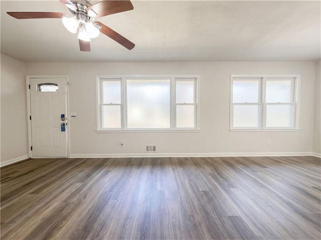 1325 Hidden Circle Drive, Sugar Hill, GA 30518