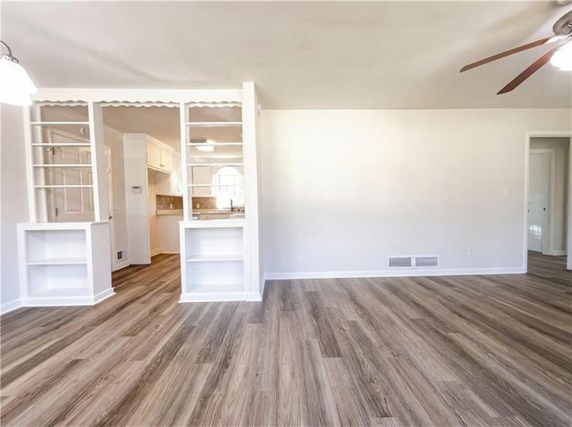 1325 Hidden Circle Drive, Sugar Hill, GA 30518