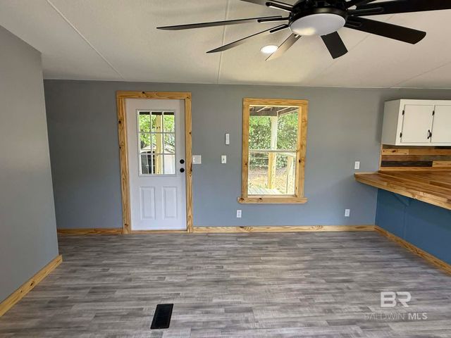 23766 Oakleigh Drive, Loxley, AL 36551