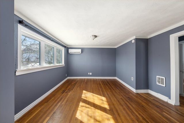528 Ferry St, Everett, MA 02149
