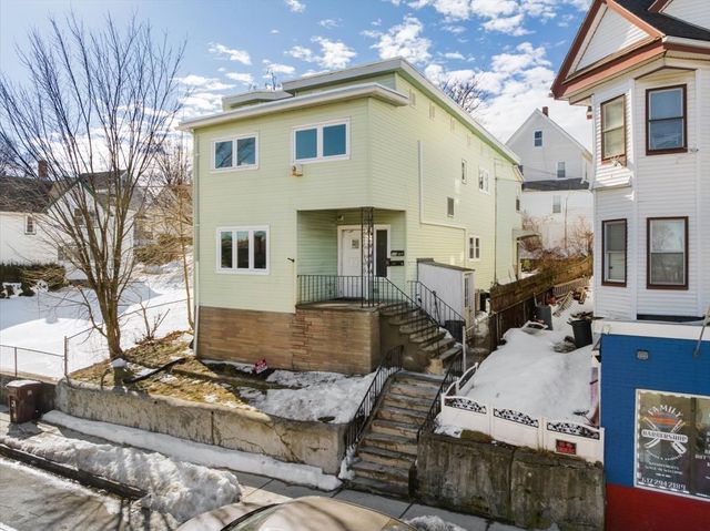 528 Ferry St, Everett, MA 02149