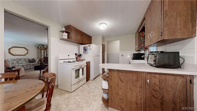 84 Kemp Avenue, Cheektowaga, NY 14225