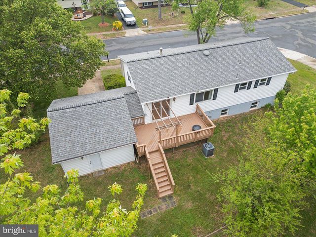 7987 DEWARD CT, Manassas, VA 20109