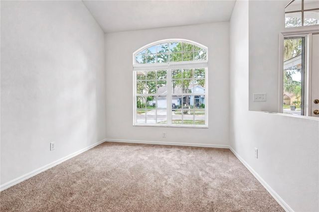 2302 LYNCREST COURT, Valrico, FL 33596