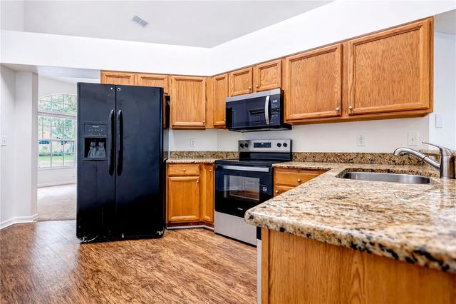 2302 LYNCREST COURT, Valrico, FL 33596