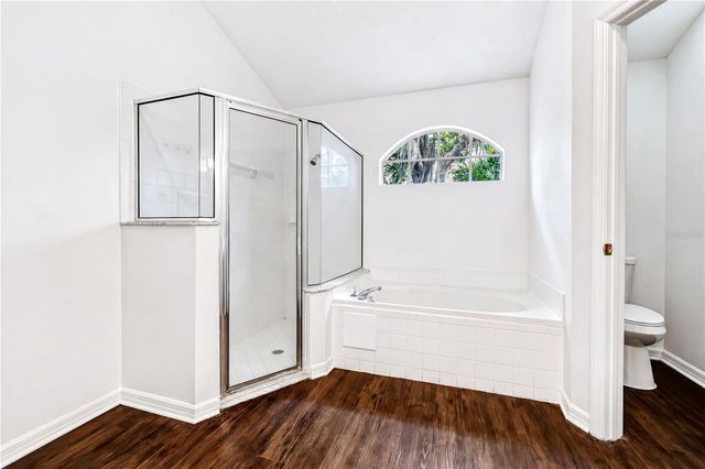2302 LYNCREST COURT, Valrico, FL 33596