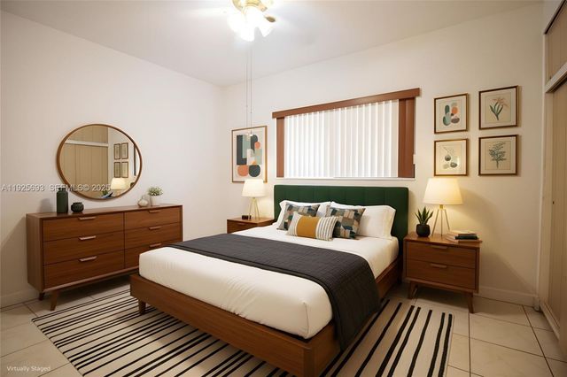 1140 NE 204th St, Miami, FL 33179