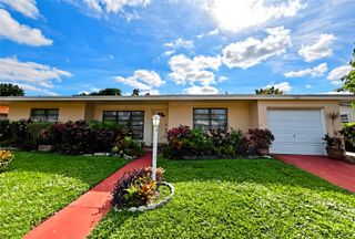 1140 NE 204th St, Miami, FL 33179