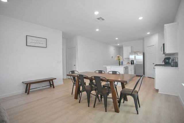 613 14th Street, Wolfforth, TX 79382