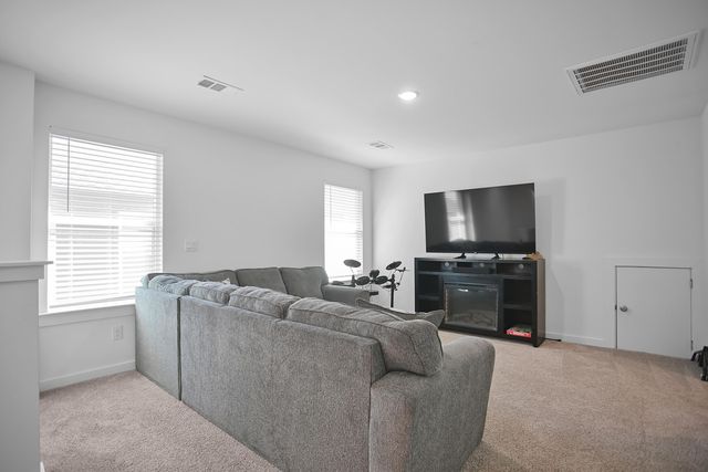 613 14th Street, Wolfforth, TX 79382