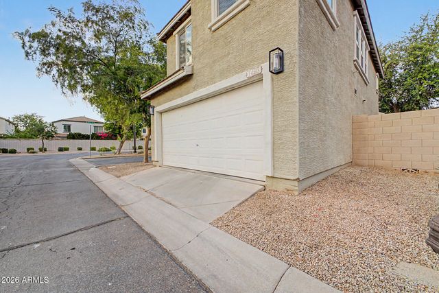 1493 S JACANA Lane, Gilbert, AZ 85296