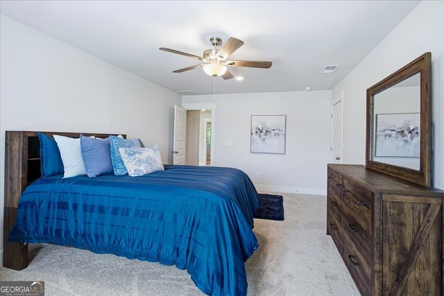 2 Whites Pond Road, Moreland, GA 30259