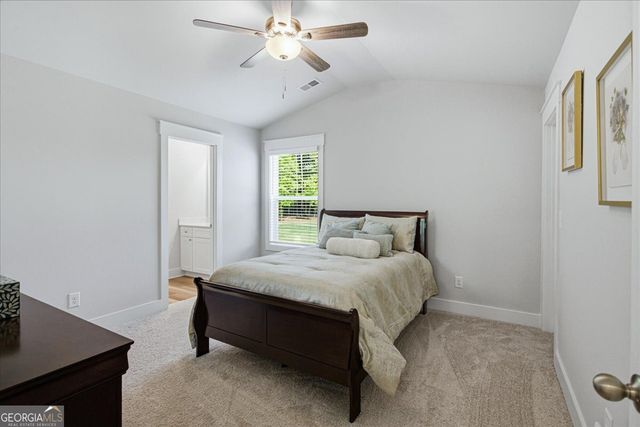 2 Whites Pond Road, Moreland, GA 30259