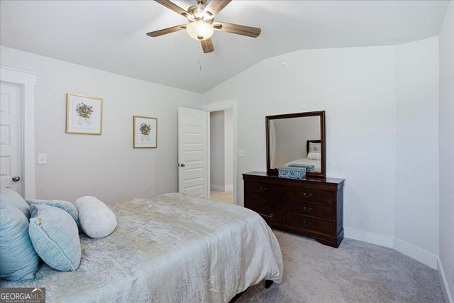 2 Whites Pond Road, Moreland, GA 30259